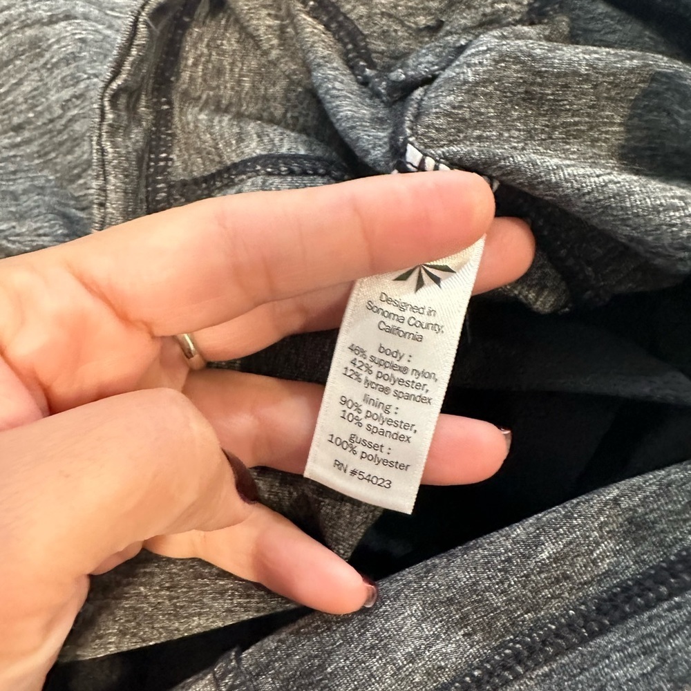 Athleta Metro Skort Skirt. Gay Size Small. NoFlaws B0052 - Picture 13 of 14